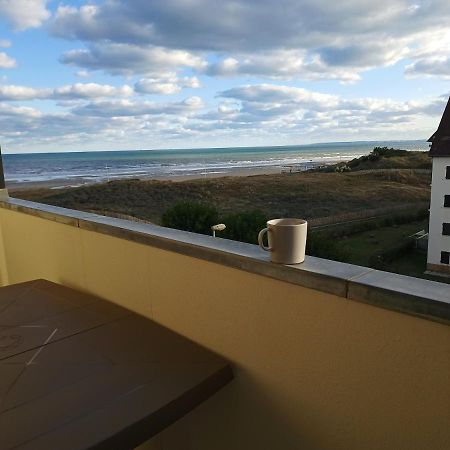 Bord De Plage, Thalasso Et Vue Mer ! Cabourg Exterior photo