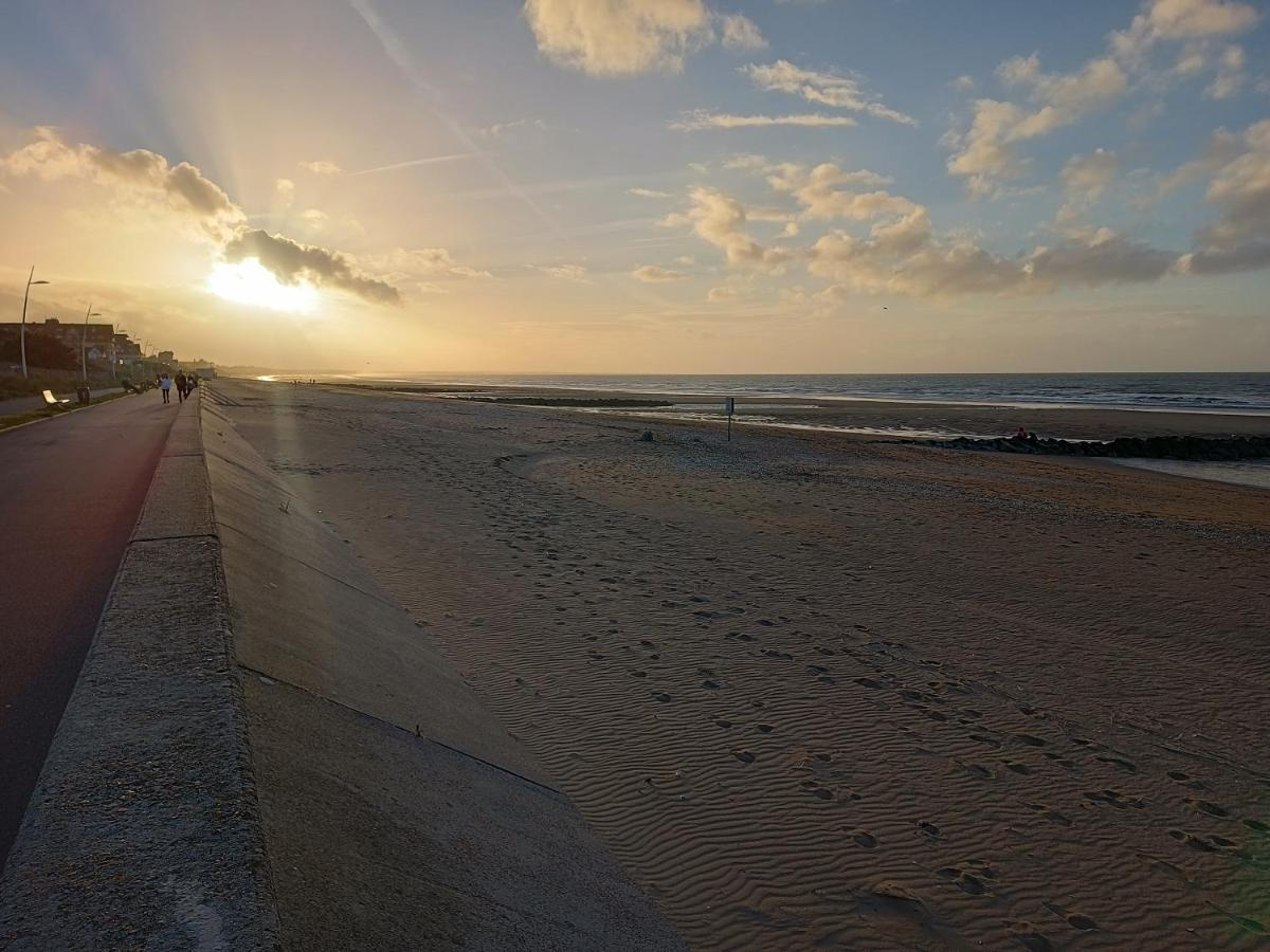 Bord De Plage, Thalasso Et Vue Mer ! Cabourg Exterior photo